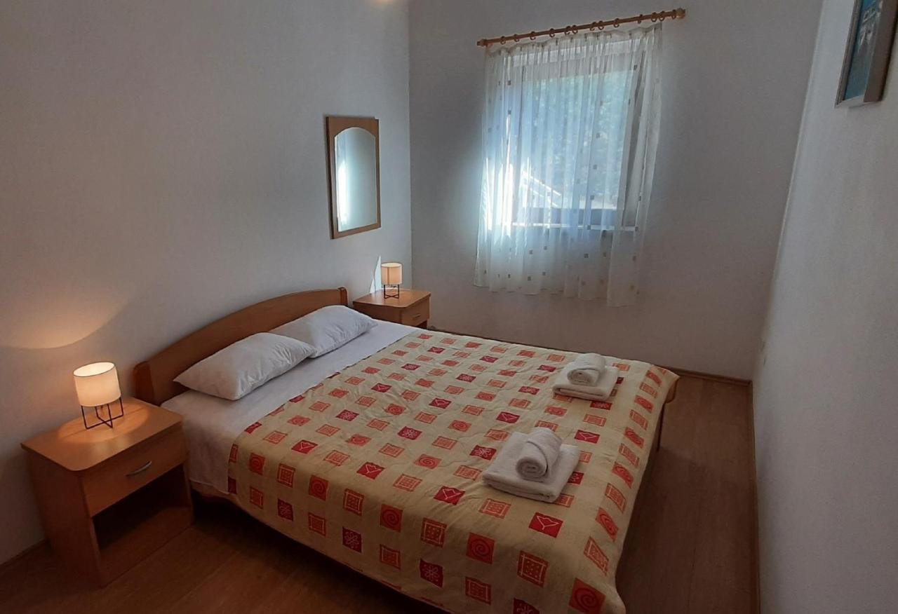 Apartment Classic Zrnovo ภายนอก รูปภาพ