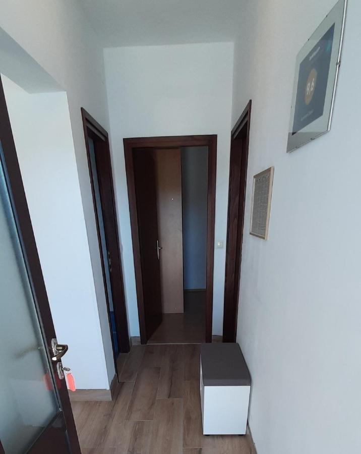 Apartment Classic Zrnovo ภายนอก รูปภาพ
